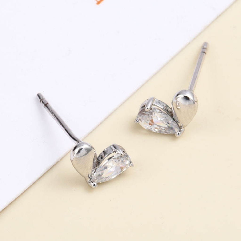 Stud Earrings 925 Silver One Pair.